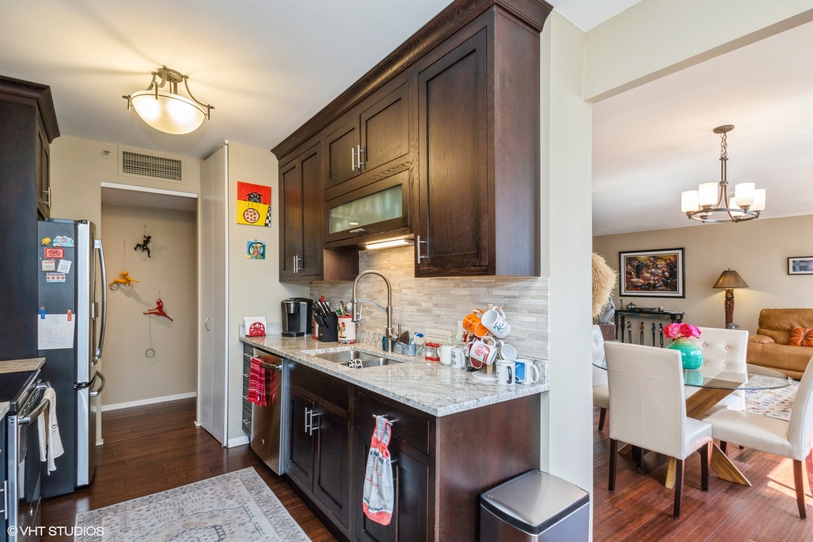 400 E Ohio Street 4004