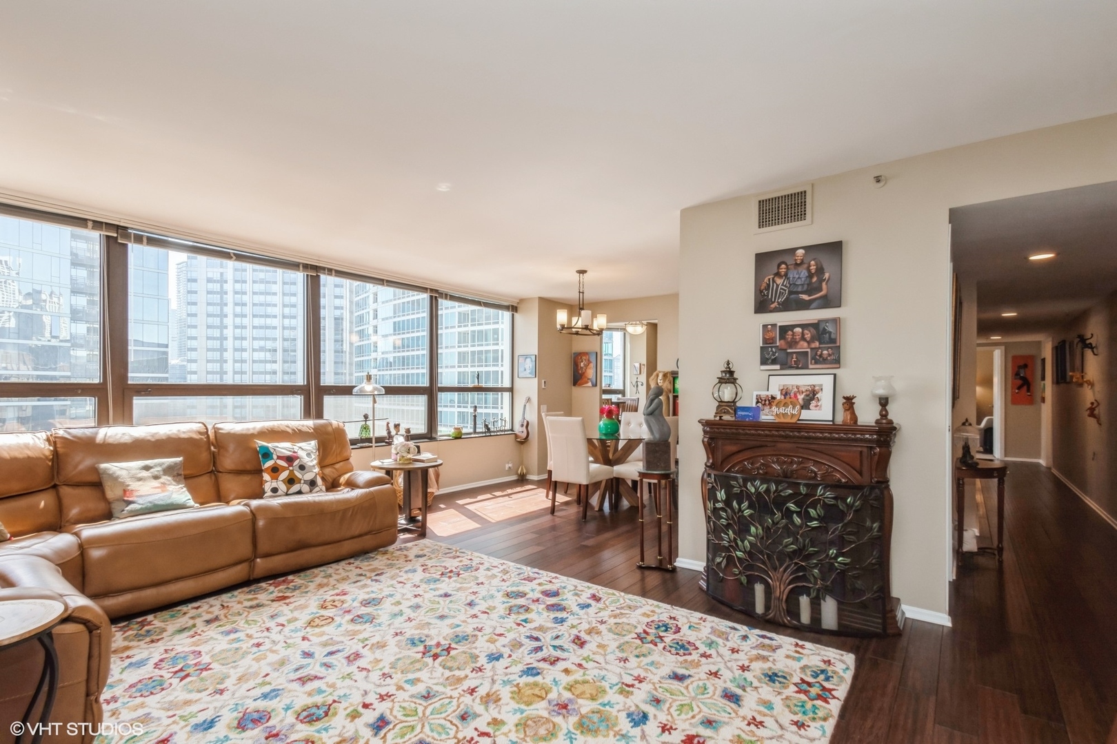 400 E Ohio Street 4004