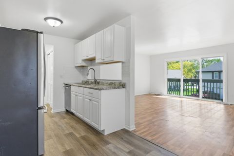 Tiny photo for 231 Dakota Court #D, Bolingbrook, IL 60440 (MLS # 12643192)