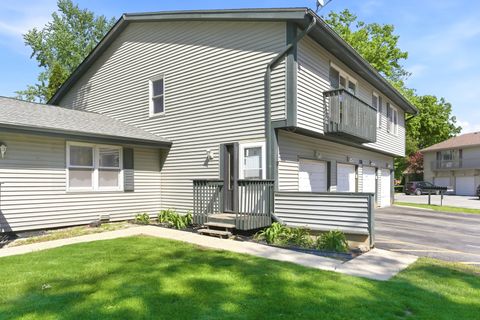 Tiny photo for 231 Dakota Court #D, Bolingbrook, IL 60440 (MLS # 12643192)