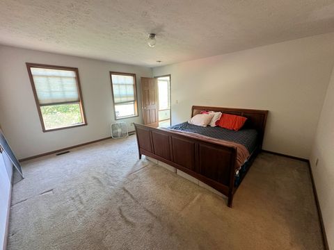Tiny photo for 519 S Regulators Street, Rochelle, IL 61068 (MLS # 12492472)