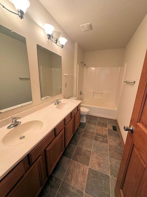 Tiny photo for 519 S Regulators Street, Rochelle, IL 61068 (MLS # 12492472)