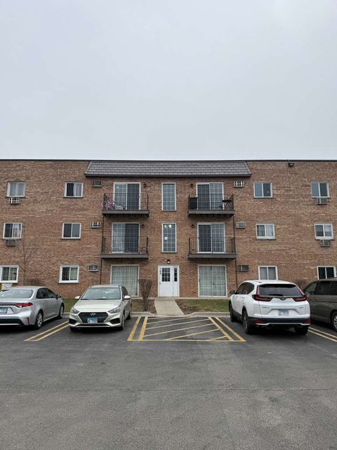 Photo of 143 W Elk Trail #340, Carol Stream, IL 60188 (MLS # 12590785)