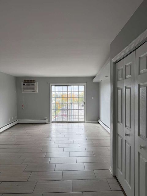 Tiny photo for 143 W Elk Trail #340, Carol Stream, IL 60188 (MLS # 12590785)