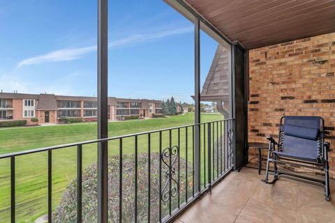 Tiny photo for 15722 Brassie Court #2S, Orland Park, IL 60462 (MLS # 12501589)