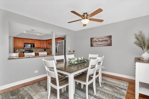 Tiny photo for 15722 Brassie Court #2S, Orland Park, IL 60462 (MLS # 12501589)