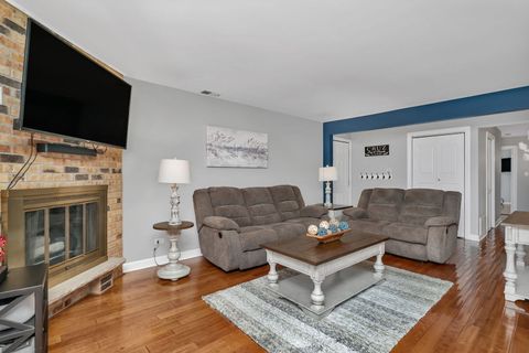 Tiny photo for 15722 Brassie Court #2S, Orland Park, IL 60462 (MLS # 12501589)