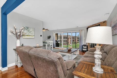 Tiny photo for 15722 Brassie Court #2S, Orland Park, IL 60462 (MLS # 12501589)