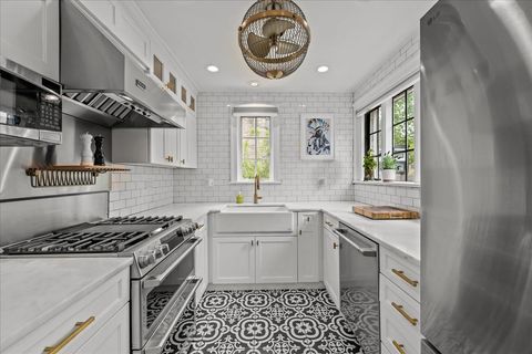 Tiny photo for 1208 Oak Street, Winnetka, IL 60093 (MLS # 12604512)