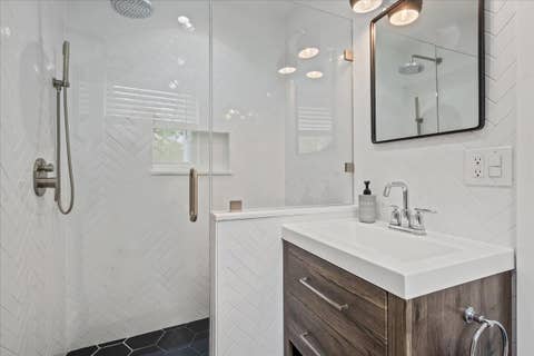 Tiny photo for 1208 Oak Street, Winnetka, IL 60093 (MLS # 12604512)