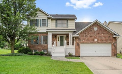 Photo of 1626 S Norbury Avenue, Lombard, IL 60148 (MLS # 12423452)