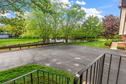 Tiny photo for 17800 Cameron Parkway #17800, Orland Park, IL 60467 (MLS # 12631335)