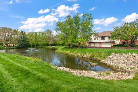 Tiny photo for 17800 Cameron Parkway #17800, Orland Park, IL 60467 (MLS # 12631335)