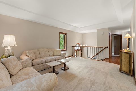 Tiny photo for 17800 Cameron Parkway #17800, Orland Park, IL 60467 (MLS # 12631335)