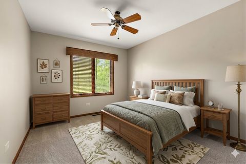 Tiny photo for 17800 Cameron Parkway #17800, Orland Park, IL 60467 (MLS # 12631335)