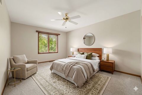 Tiny photo for 17800 Cameron Parkway #17800, Orland Park, IL 60467 (MLS # 12631335)
