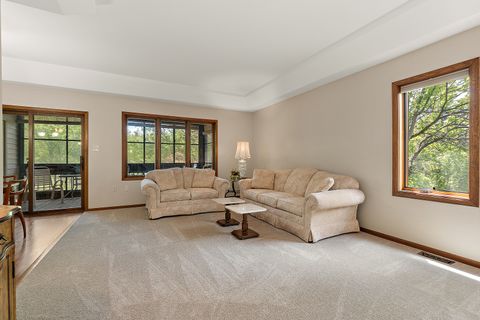 Tiny photo for 17800 Cameron Parkway #17800, Orland Park, IL 60467 (MLS # 12631335)