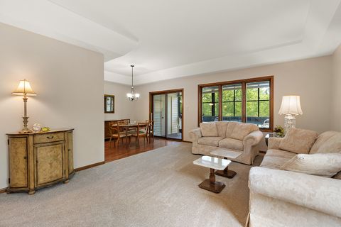 Tiny photo for 17800 Cameron Parkway #17800, Orland Park, IL 60467 (MLS # 12631335)