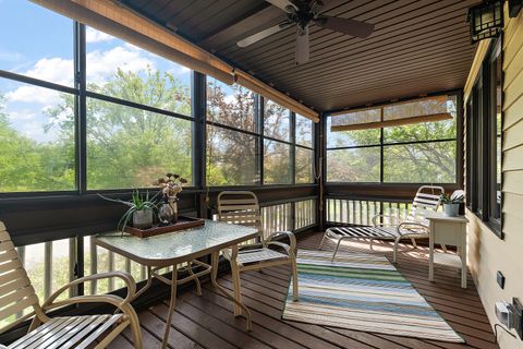 Tiny photo for 17800 Cameron Parkway #17800, Orland Park, IL 60467 (MLS # 12631335)