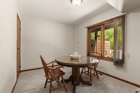 Tiny photo for 17800 Cameron Parkway #17800, Orland Park, IL 60467 (MLS # 12631335)