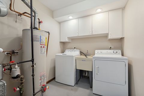 Tiny photo for 17800 Cameron Parkway #17800, Orland Park, IL 60467 (MLS # 12631335)