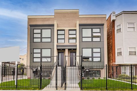 4244 S Champlain Avenue Chicago IL 60653