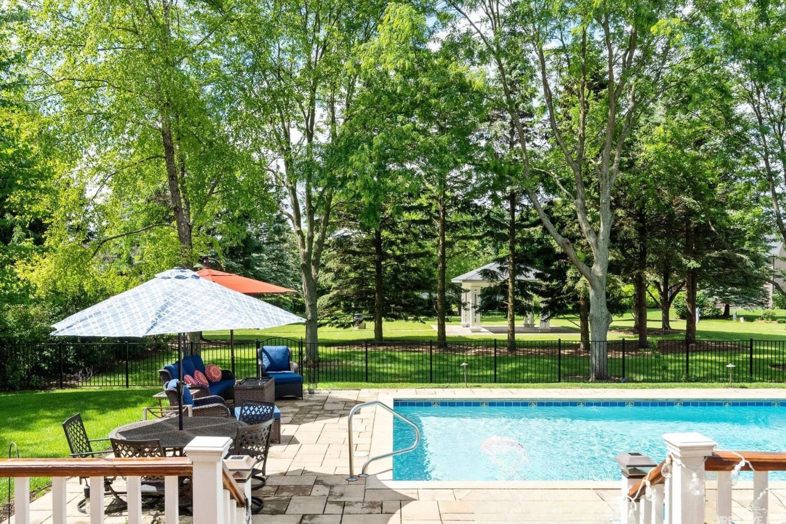 39W835 CARL SANDBURG Road