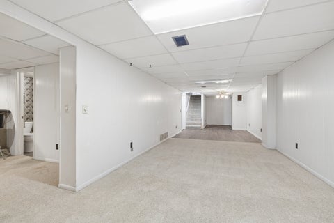 Tiny photo for 1839 W 38th Place, Davenport, IA 52806 (MLS # 12675167)