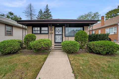 12356 S Carpenter Street Calumet Park IL 60827