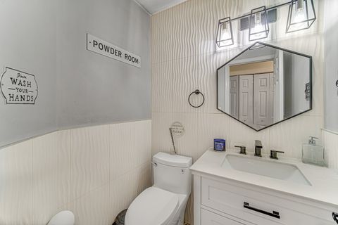 Tiny photo for 589 marseilles Circle, Buffalo Grove, IL 60089 (MLS # 12568650)