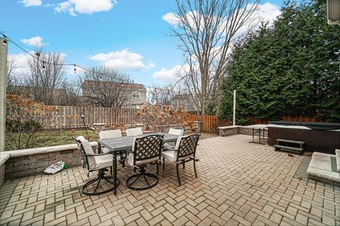 Tiny photo for 589 marseilles Circle, Buffalo Grove, IL 60089 (MLS # 12568650)