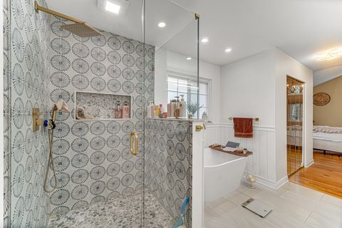 Tiny photo for 589 marseilles Circle, Buffalo Grove, IL 60089 (MLS # 12568650)