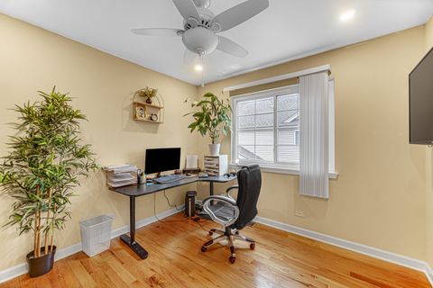 Tiny photo for 589 marseilles Circle, Buffalo Grove, IL 60089 (MLS # 12568650)