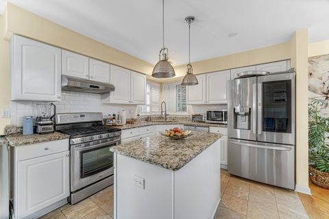 Tiny photo for 589 marseilles Circle, Buffalo Grove, IL 60089 (MLS # 12568650)