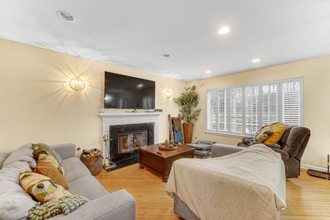 Tiny photo for 589 marseilles Circle, Buffalo Grove, IL 60089 (MLS # 12568650)