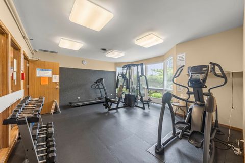 Tiny photo for 736 N Gary Avenue #207, Carol Stream, IL 60188 (MLS # 12676187)