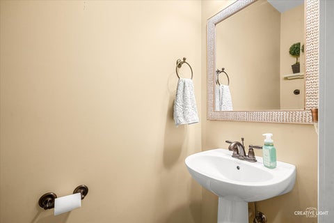 Tiny photo for 180 Chapin Way, Oswego, IL 60543 (MLS # 12788025)