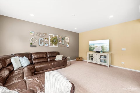 Tiny photo for 180 Chapin Way, Oswego, IL 60543 (MLS # 12788025)