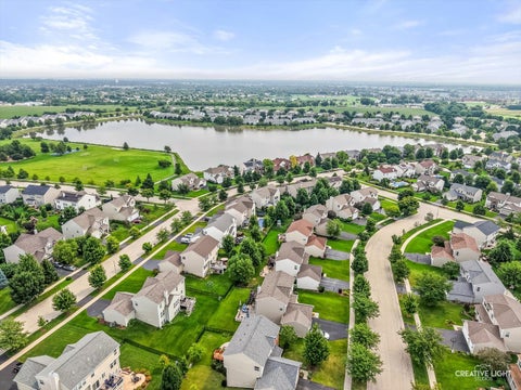 Tiny photo for 180 Chapin Way, Oswego, IL 60543 (MLS # 12788025)