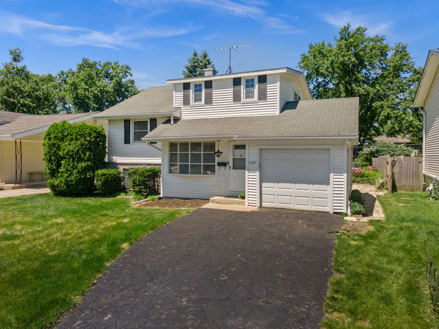 1107 E Elm Street