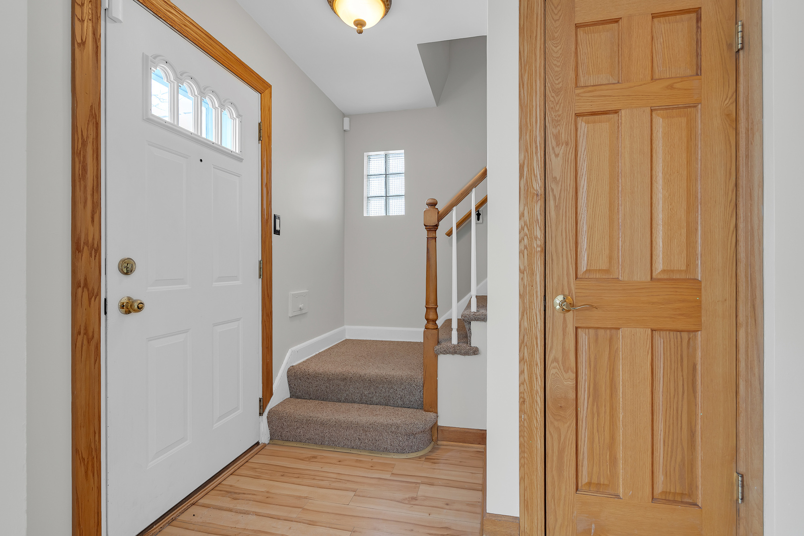 Chicago, Illinois 60655, United States, 4 Bedrooms Bedrooms, ,3 BathroomsBathrooms,Residential,Active,238617