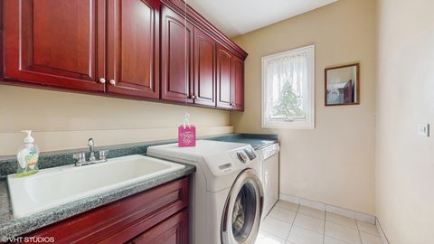 Tiny photo for 17040 Cheyenne Court, Lockport, IL 60441 (MLS # 12462088)