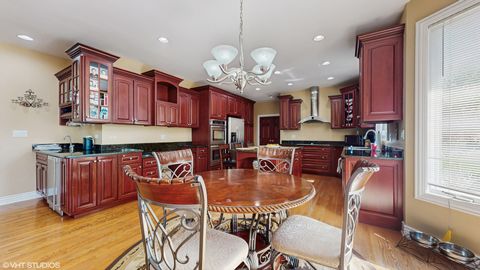 Tiny photo for 17040 Cheyenne Court, Lockport, IL 60441 (MLS # 12462088)