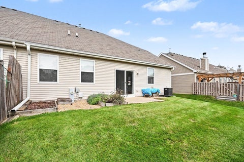 Tiny photo for 8226 Woodview Avenue, Joliet, IL 60431 (MLS # 12765243)