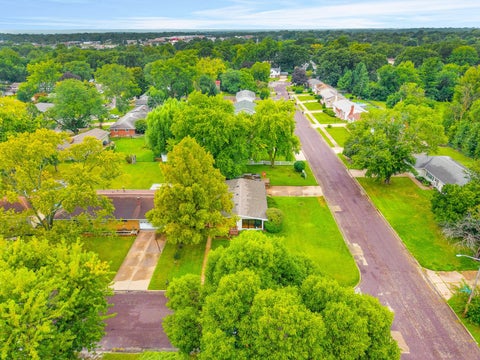 Tiny photo for 5115 N Graceland Drive, Peoria, IL 61614 (MLS # 12730802)