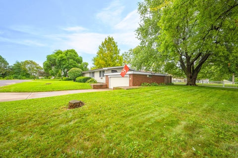 Tiny photo for 5115 N Graceland Drive, Peoria, IL 61614 (MLS # 12730802)