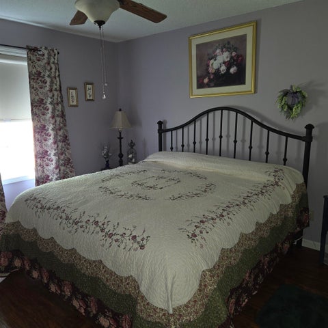 Tiny photo for 907 Lickliter Street, Benton, IL 62812 (MLS # 100539126)