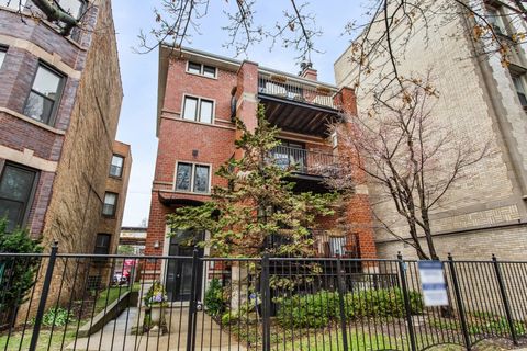 Photo of 4226 N KENMORE Avenue #3, Chicago, IL 60613 (MLS # 12610381)