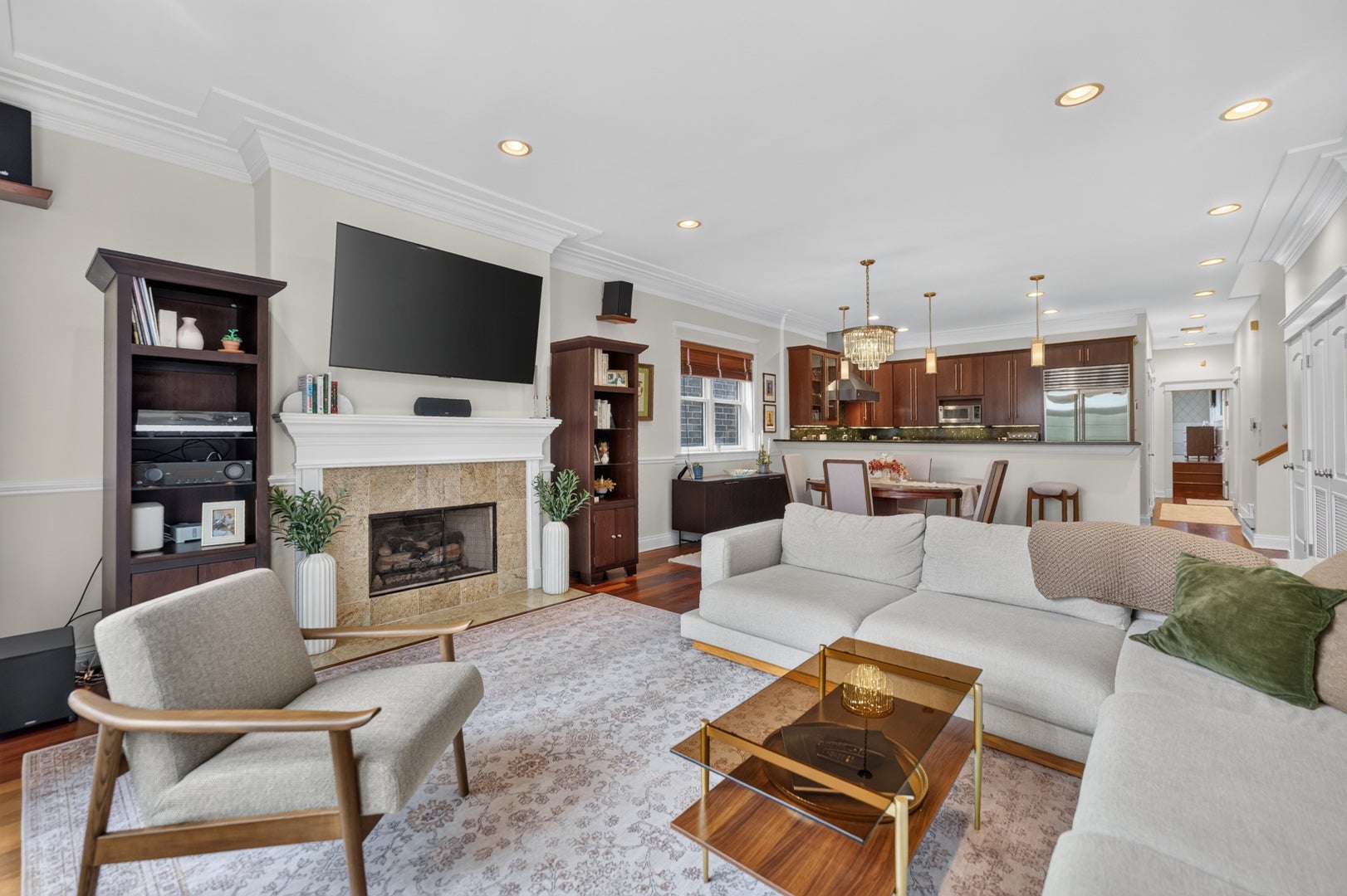 3544 N Fremont Street 4S