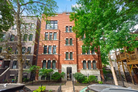 Photo of 3544 N Fremont Street #4S, Chicago, IL 60657 (MLS # 12763704)